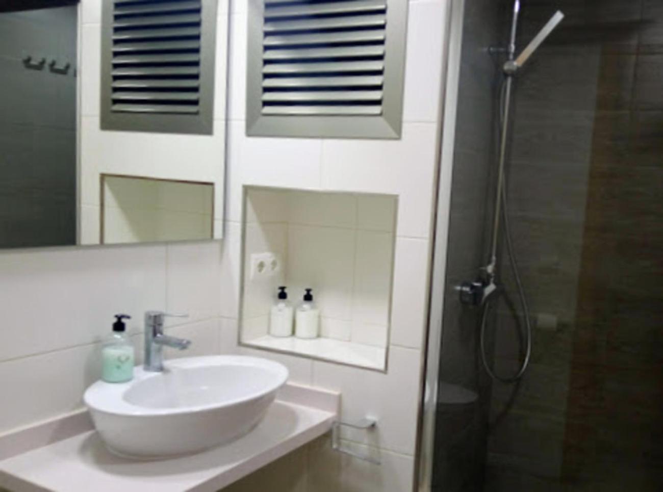 Apartamentos Orvay San Antonio  Eksteriør billede