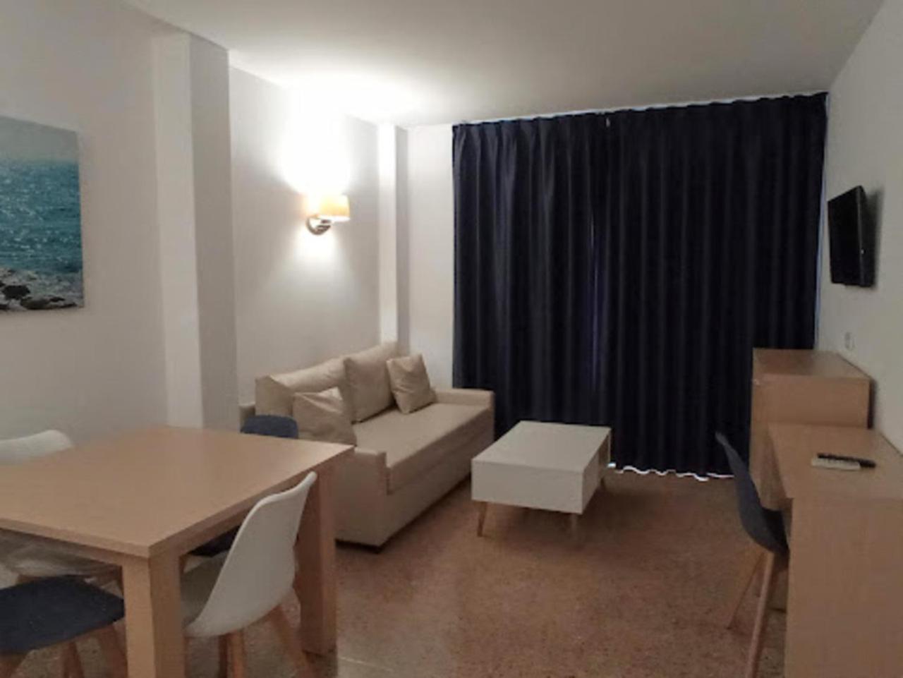 Apartamentos Orvay San Antonio  Eksteriør billede
