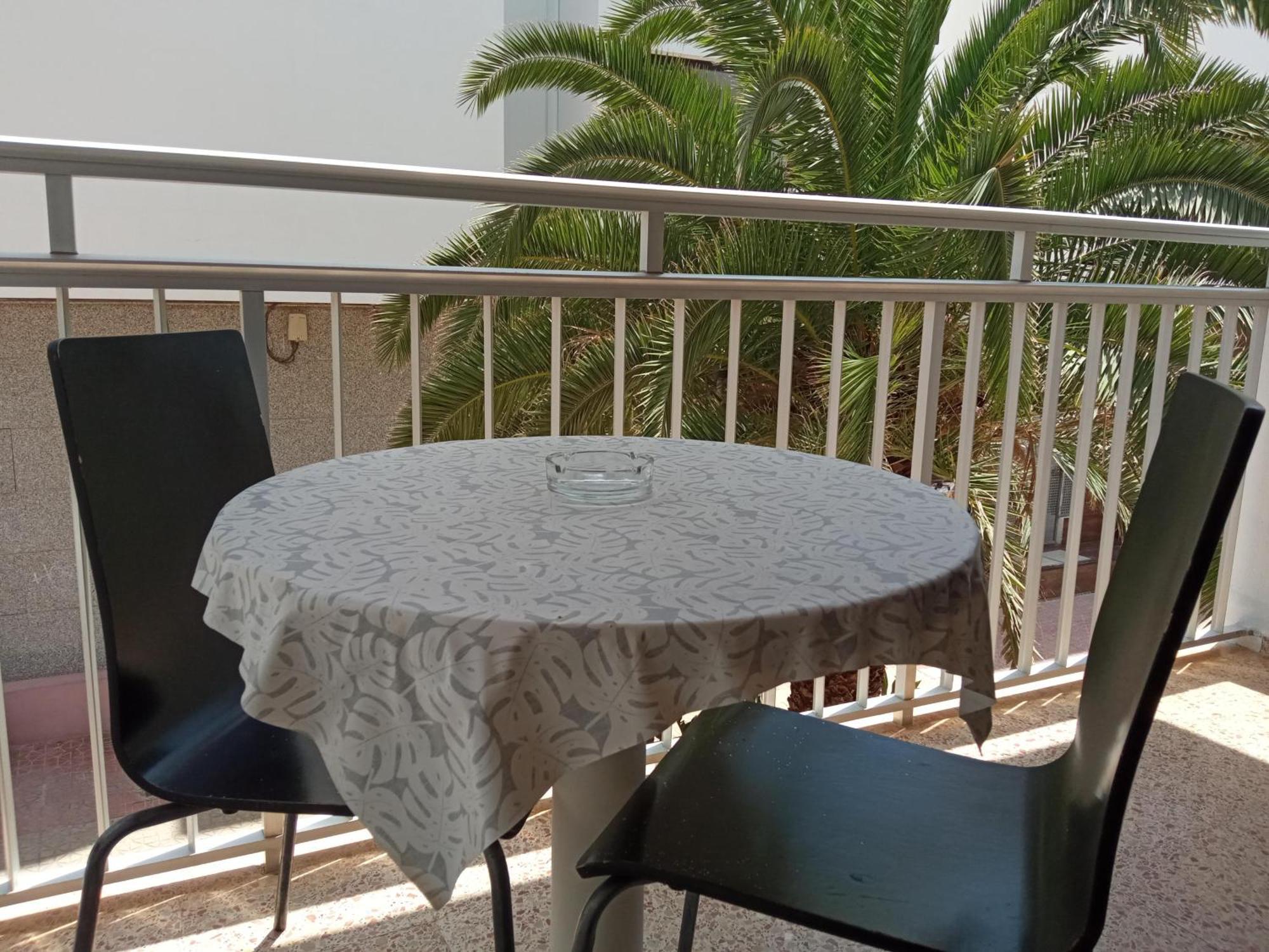 Apartamentos Orvay San Antonio  Eksteriør billede